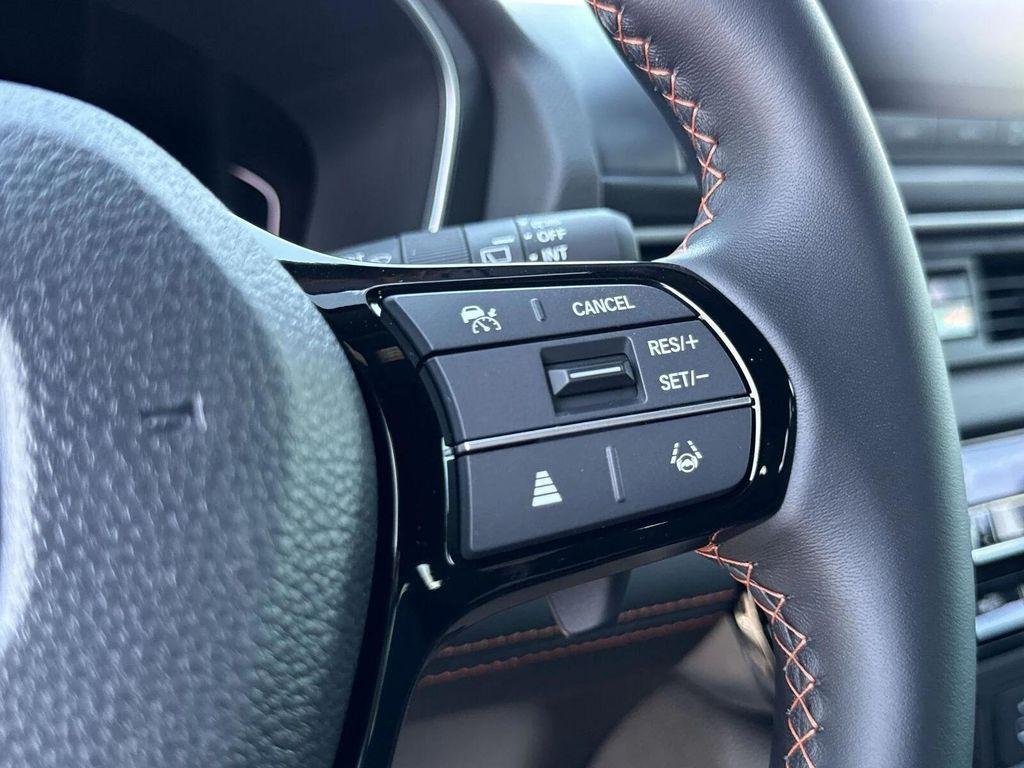 new 2025 Honda Pilot car, priced at $42,638