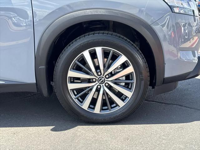 used 2022 Nissan Pathfinder car, priced at $32,900