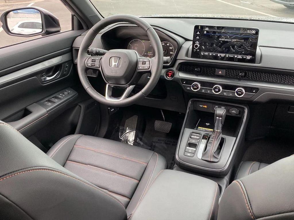 new 2025 Honda CR-V Hybrid car, priced at $37,877