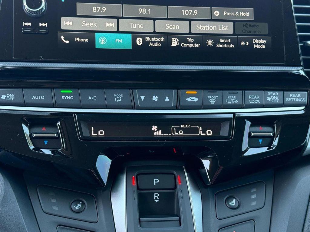 new 2026 Honda Odyssey car, priced at $44,885