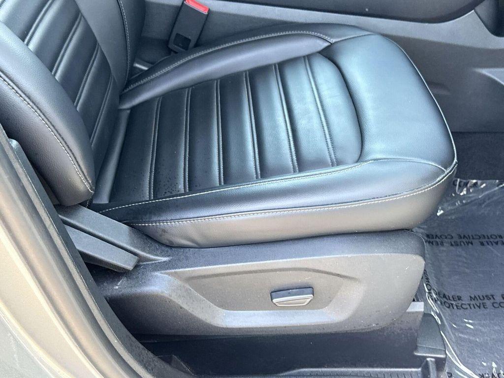 used 2024 Ford Edge car, priced at $22,900