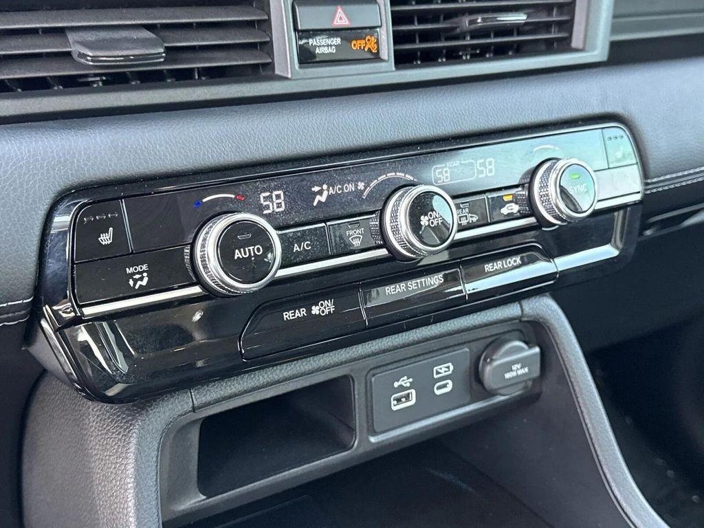used 2024 Honda Pilot car, priced at $36,998