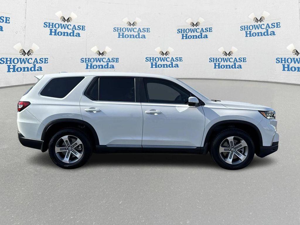 used 2024 Honda Pilot car, priced at $36,998