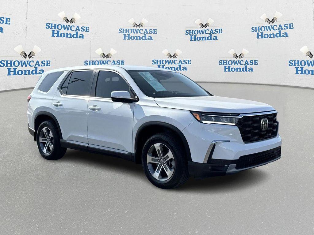 used 2024 Honda Pilot car, priced at $36,998
