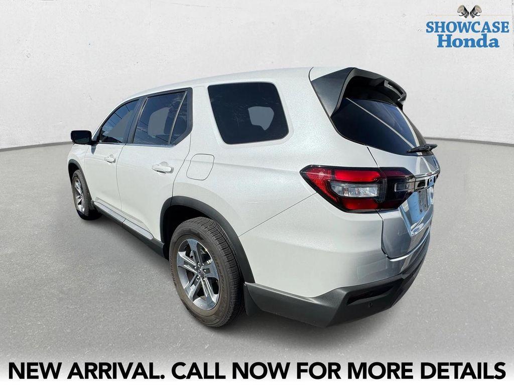 used 2024 Honda Pilot car, priced at $36,990