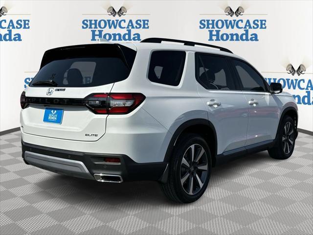 new 2025 Honda Pilot car, priced at $51,038