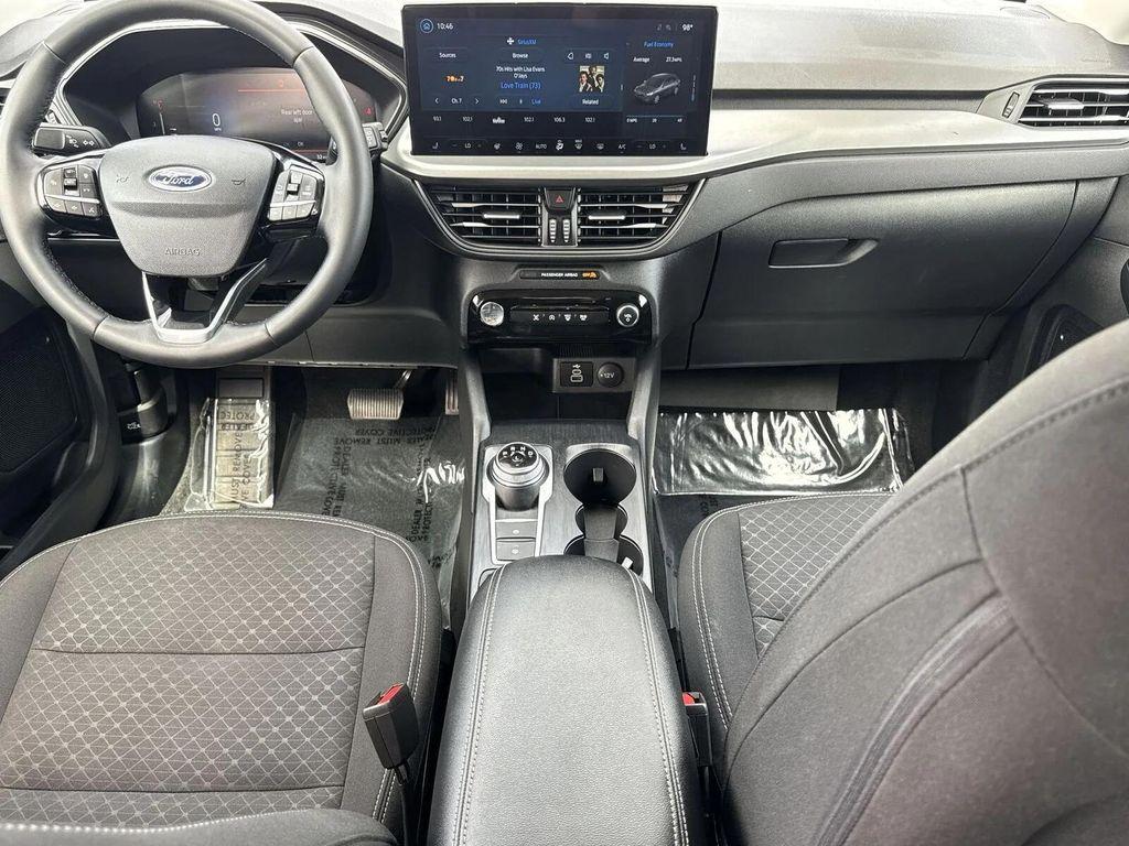 used 2024 Ford Escape car, priced at $21,900