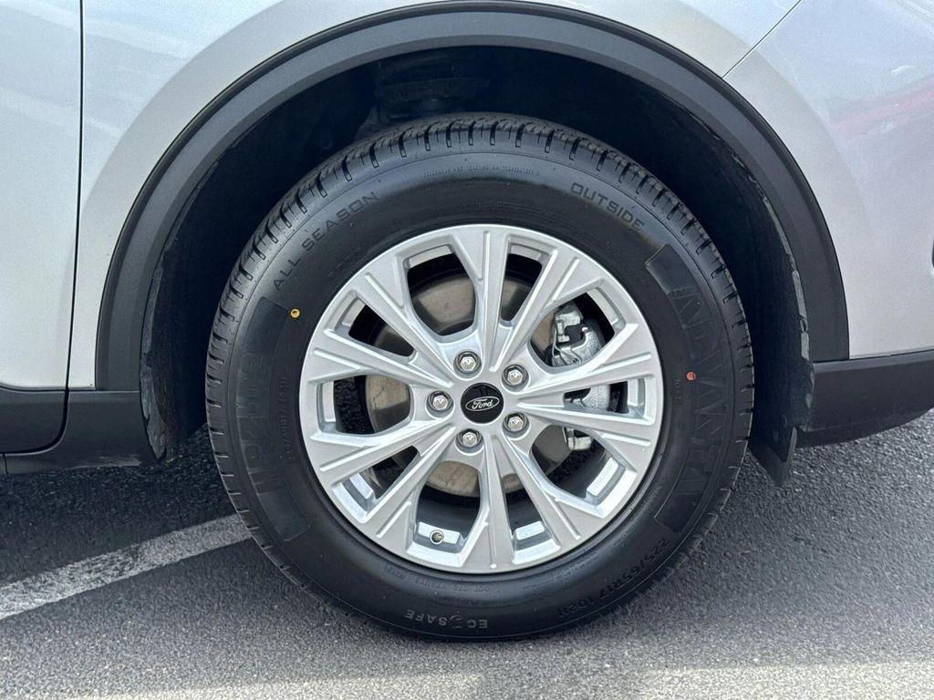 used 2024 Ford Escape car, priced at $21,900