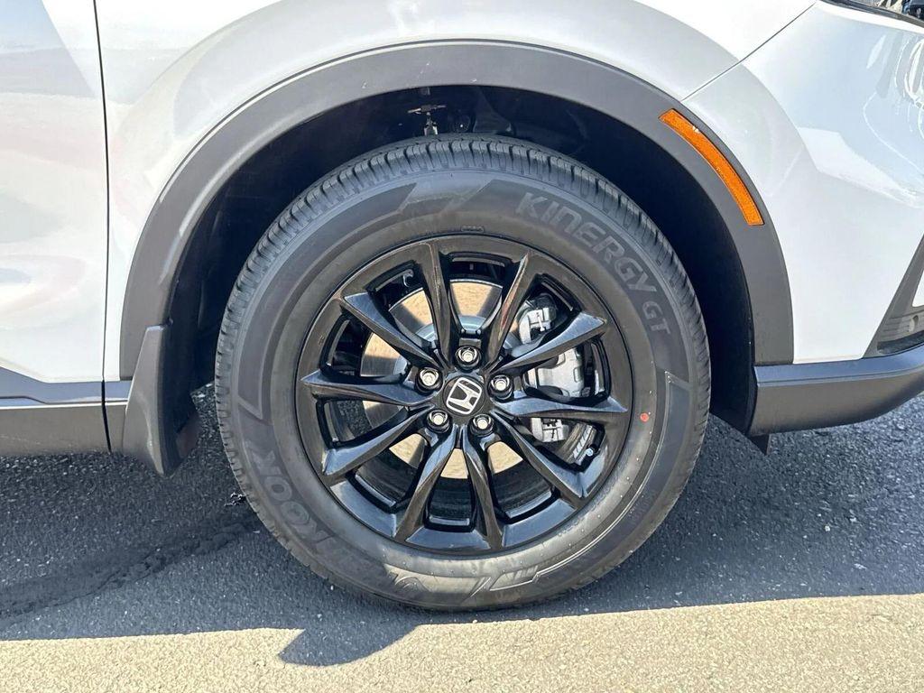 new 2026 Honda CR-V Hybrid car, priced at $40,696