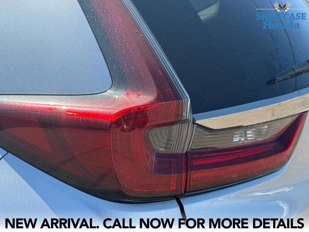 used 2022 Honda CR-V Hybrid car, priced at $31,900