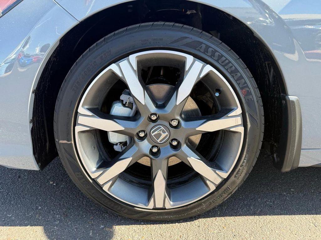 new 2026 Honda Civic Hybrid car, priced at $33,662