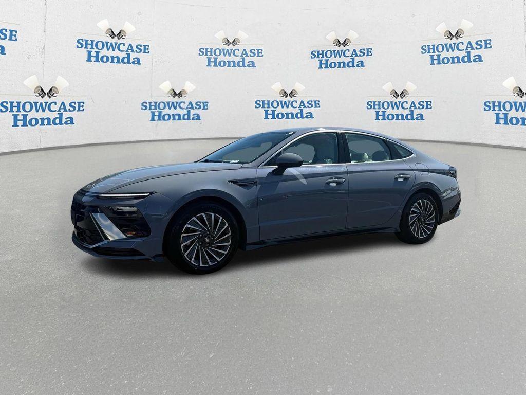 used 2024 Hyundai Sonata Hybrid car, priced at $23,998