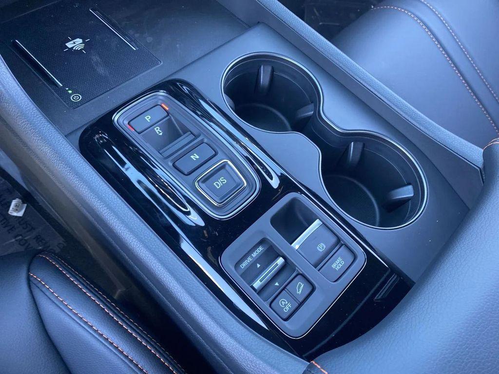 new 2025 Honda Pilot car, priced at $48,724