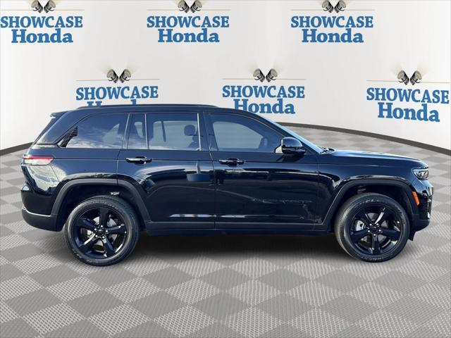 used 2024 Jeep Grand Cherokee car, priced at $39,700