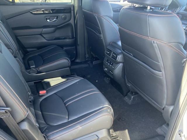 new 2025 Honda Pilot car, priced at $48,252