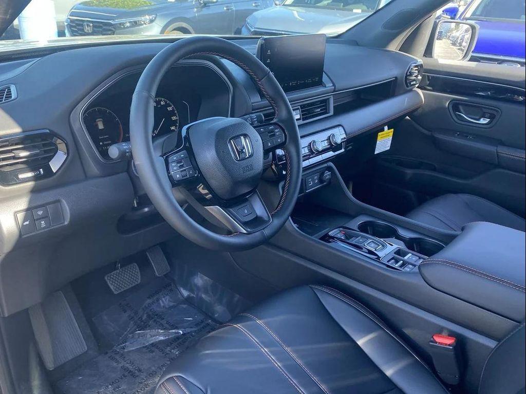new 2025 Honda Pilot car, priced at $48,252