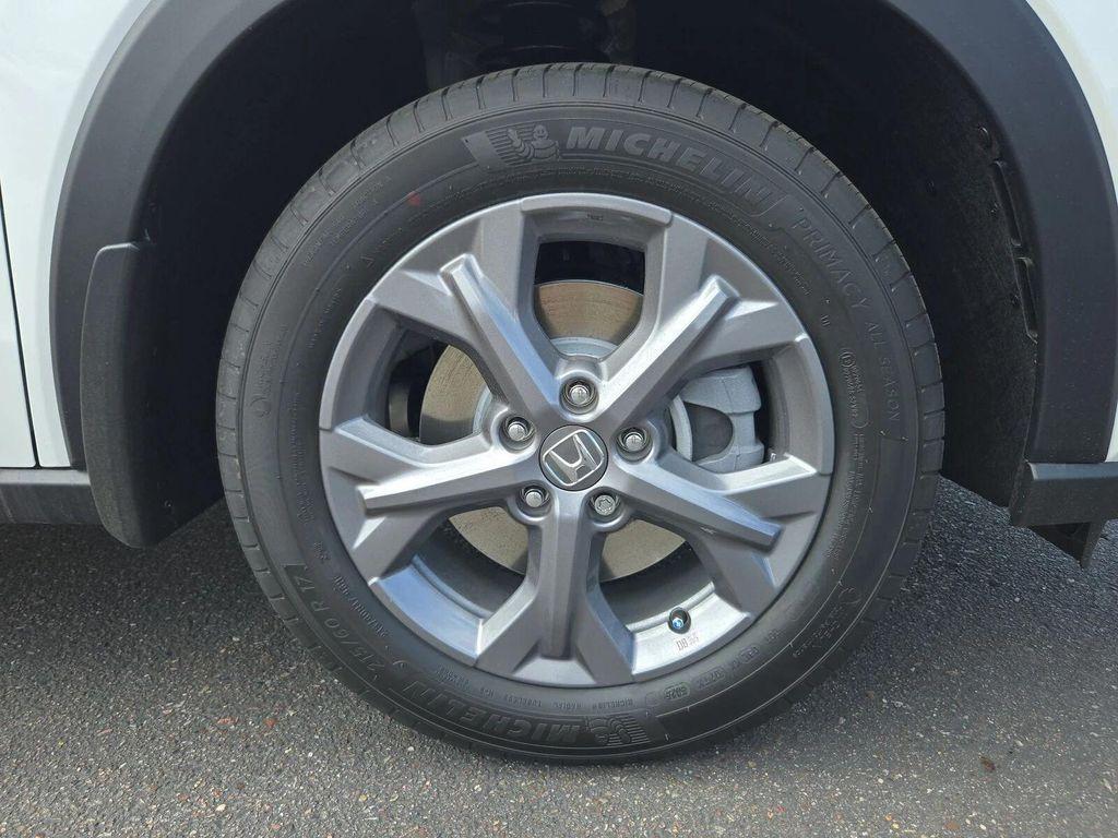 new 2026 Honda HR-V car, priced at $28,886