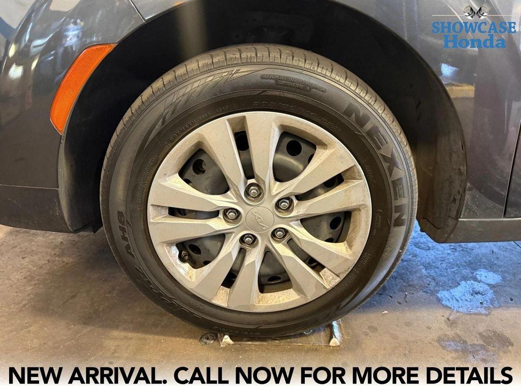 used 2024 Kia Soul car, priced at $17,998