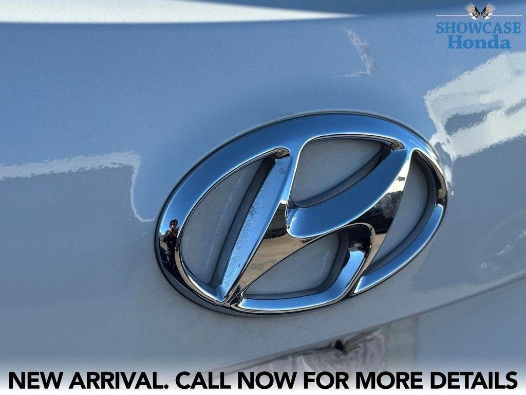 used 2016 Hyundai Santa Fe Sport car, priced at $10,900
