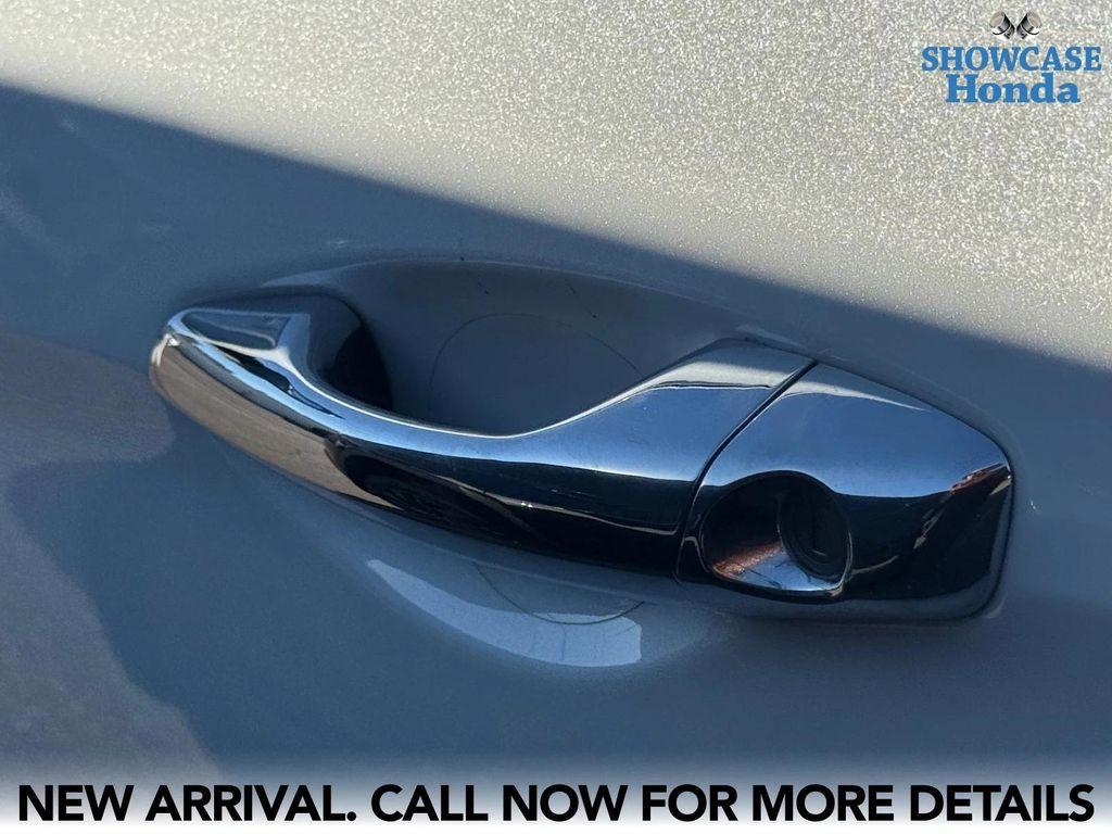 used 2016 Hyundai Santa Fe Sport car, priced at $10,900