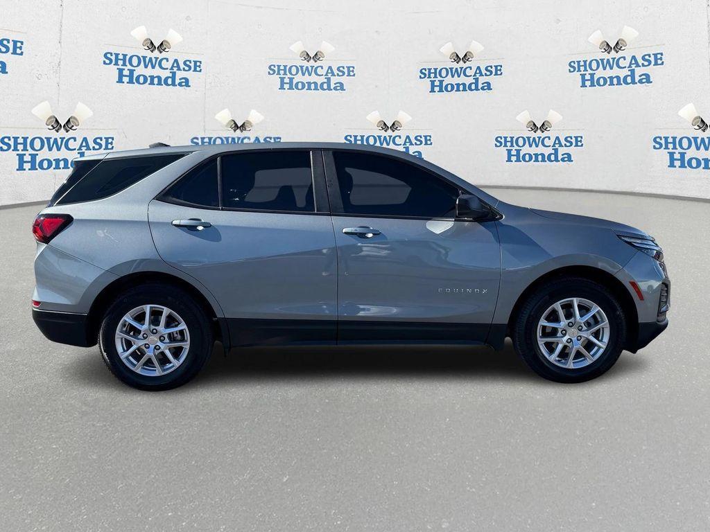 used 2023 Chevrolet Equinox car, priced at $18,600