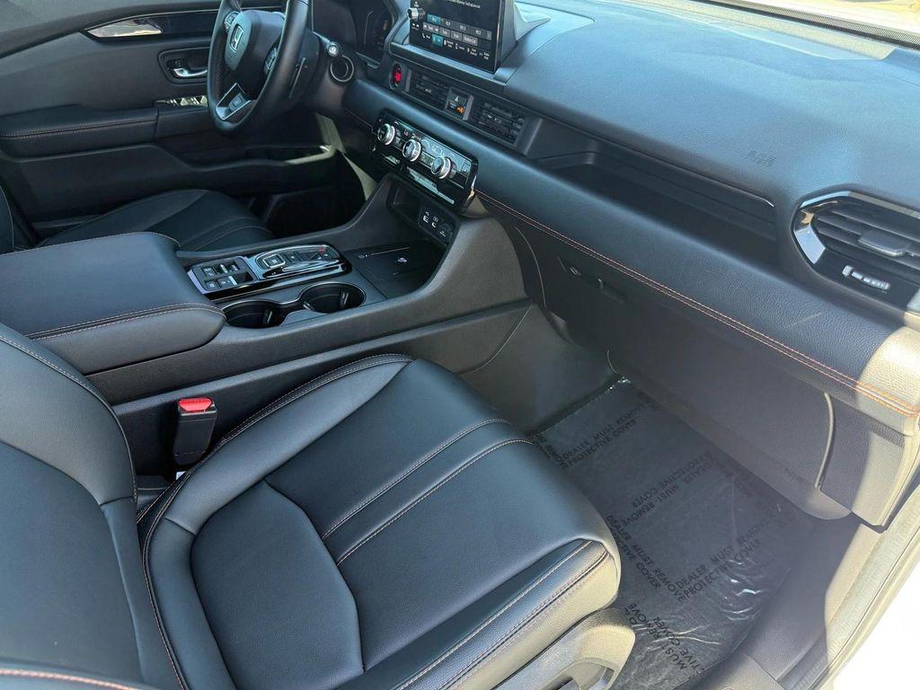 used 2023 Honda Pilot car, priced at $38,400