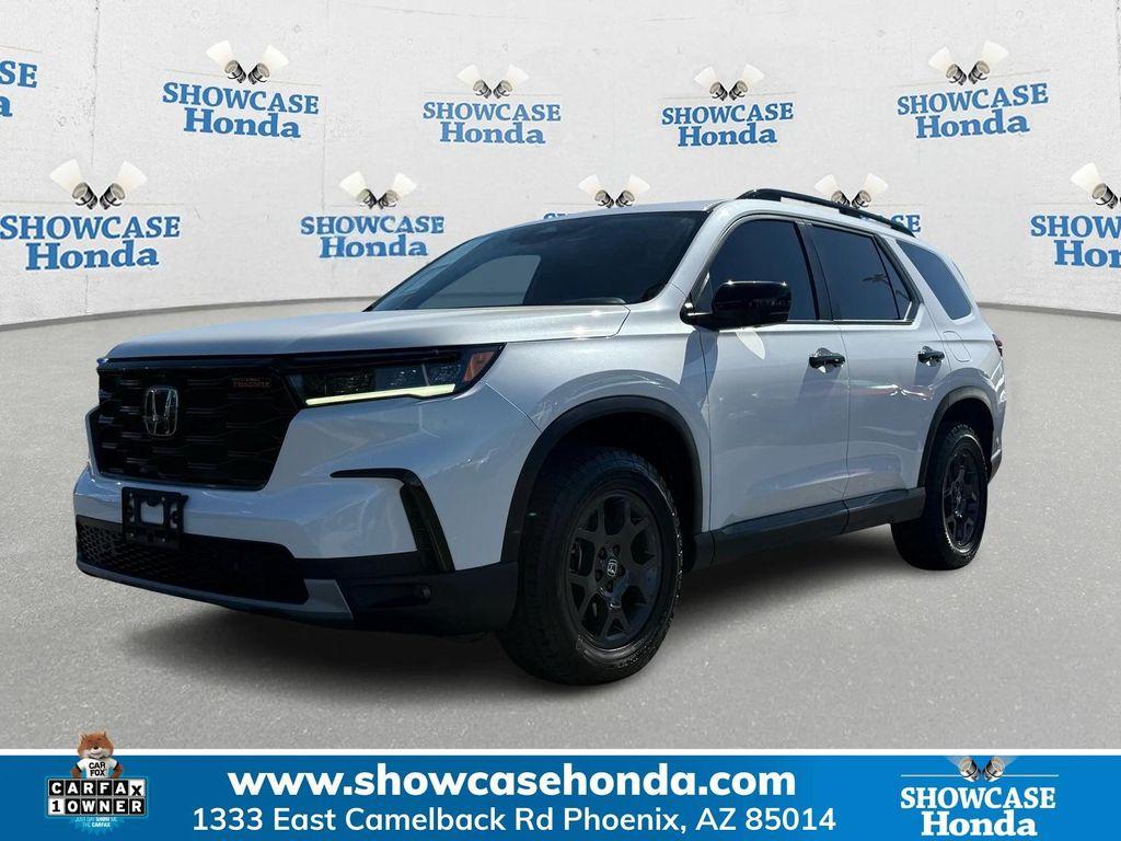 used 2023 Honda Pilot car, priced at $40,900