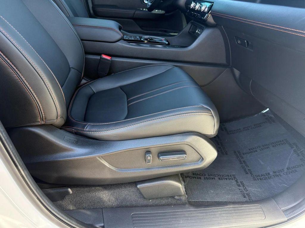 used 2023 Honda Pilot car, priced at $38,400
