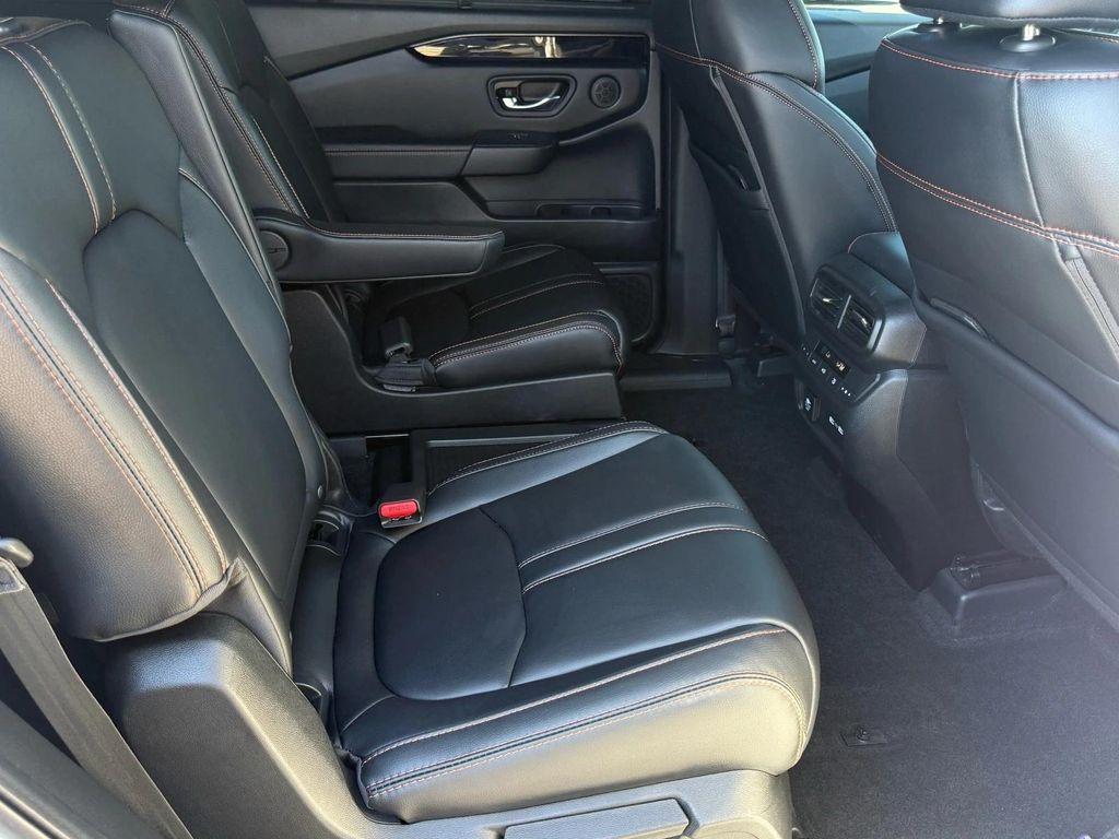 used 2023 Honda Pilot car, priced at $38,400