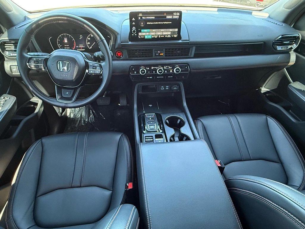 used 2023 Honda Pilot car, priced at $38,400