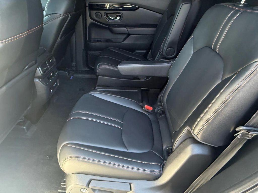 used 2023 Honda Pilot car, priced at $38,400