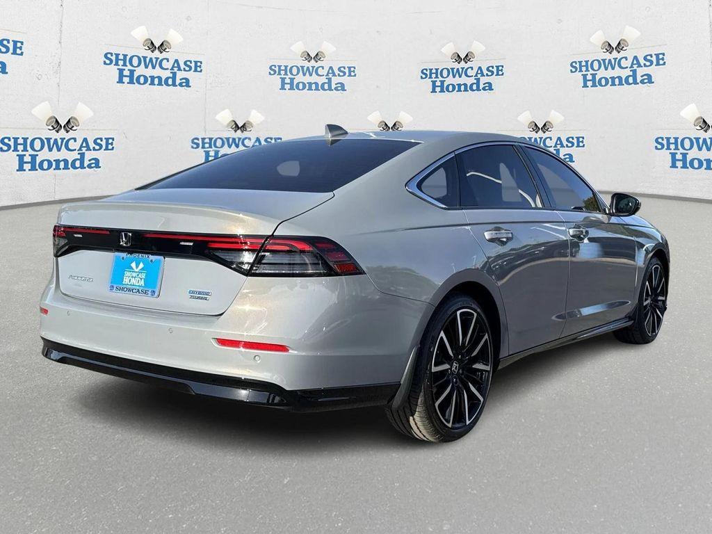 new 2025 Honda Accord Hybrid car, priced at $38,463