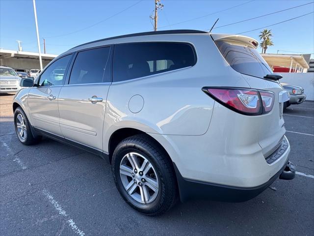 used 2015 Chevrolet Traverse car, priced at $11,900