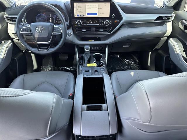 used 2023 Toyota Highlander car, priced at $42,200