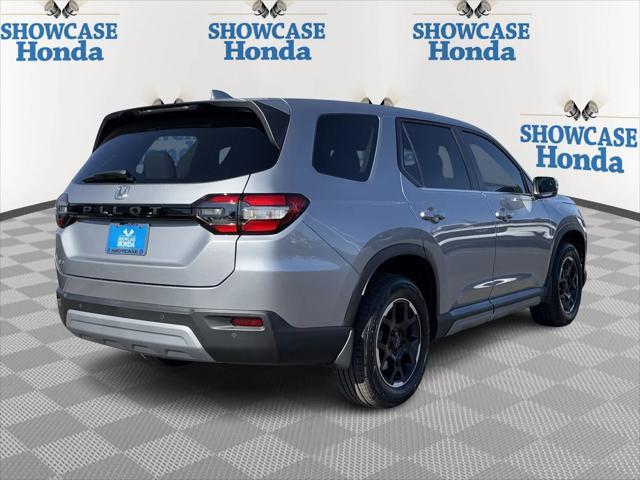 new 2025 Honda Pilot car, priced at $46,336