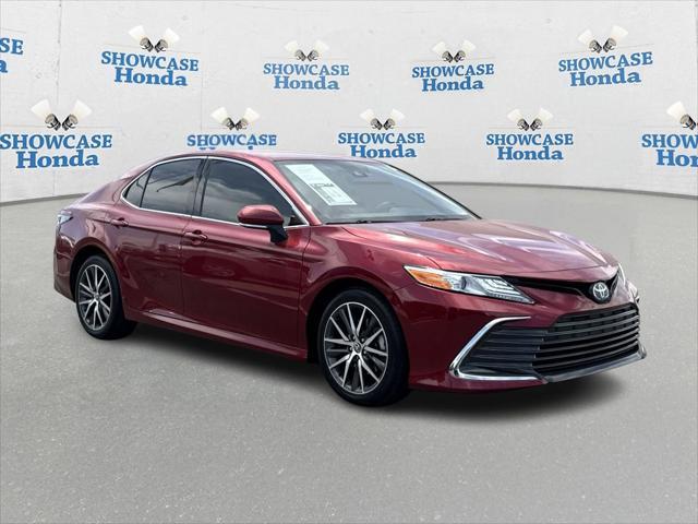 used 2022 Toyota Camry Hybrid car, priced at $28,400