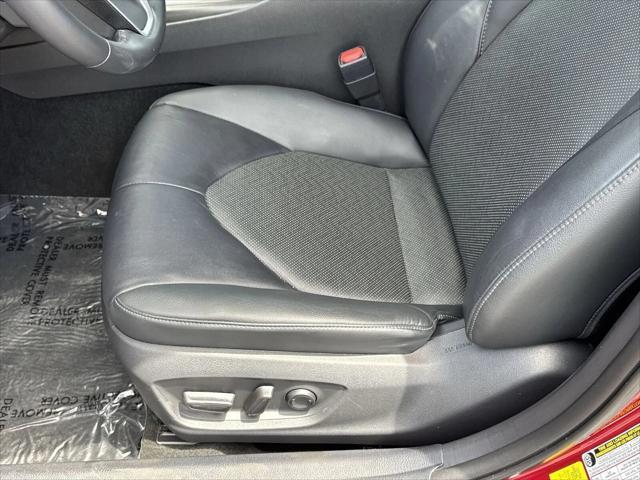used 2022 Toyota Camry Hybrid car, priced at $28,400