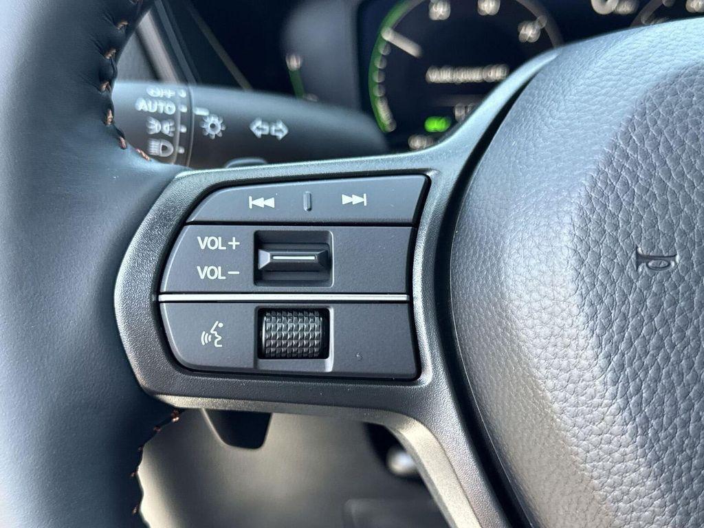 new 2026 Honda CR-V Hybrid car, priced at $39,332