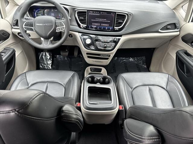 used 2023 Chrysler Pacifica Hybrid car, priced at $27,500