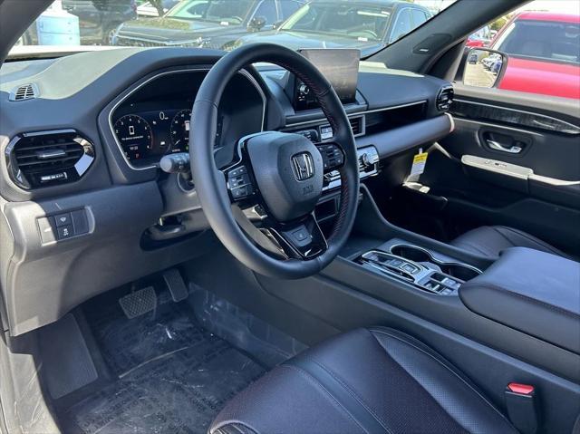 new 2025 Honda Pilot car, priced at $52,057