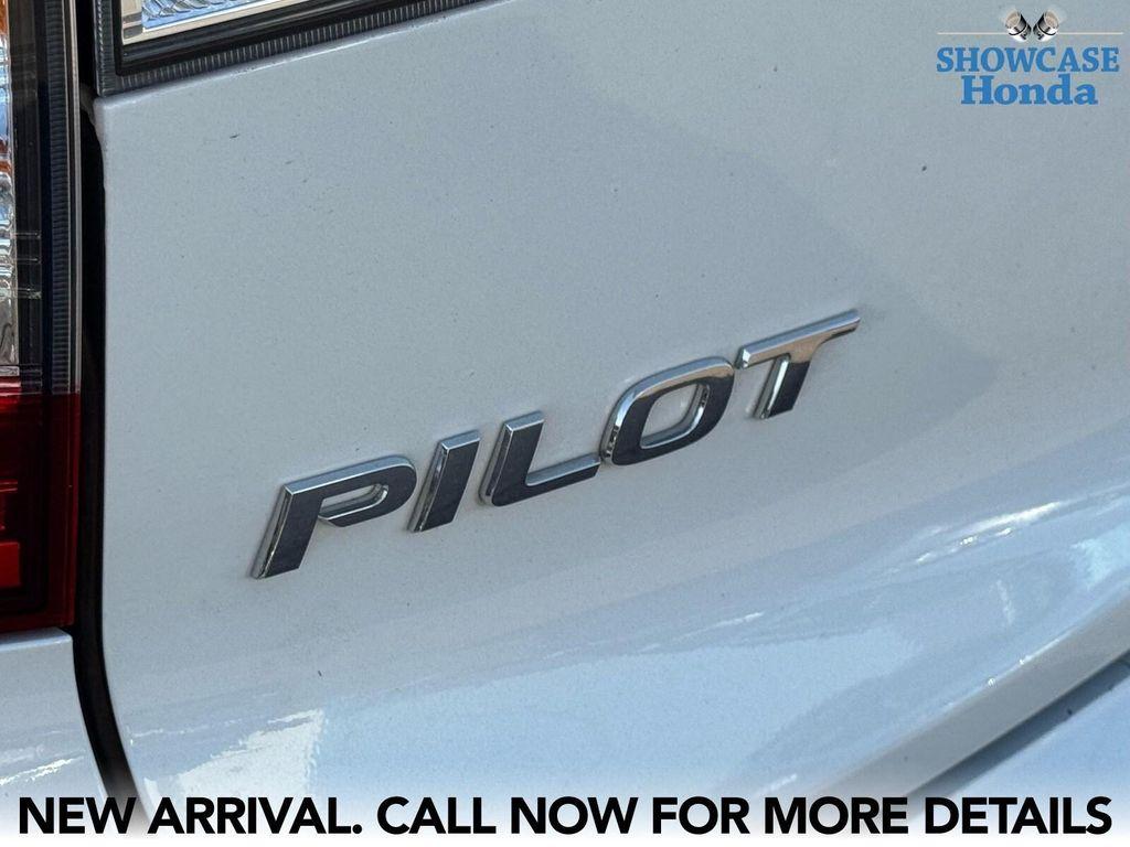 used 2022 Honda Pilot car, priced at $28,400