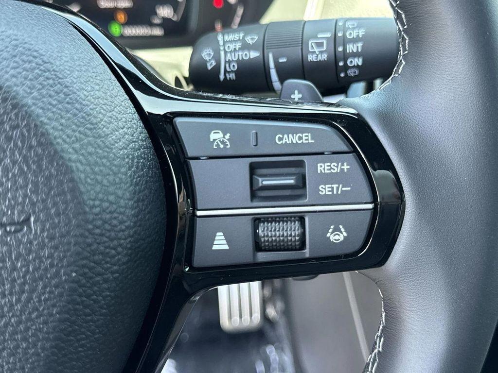 new 2026 Honda Civic Hybrid car, priced at $33,662