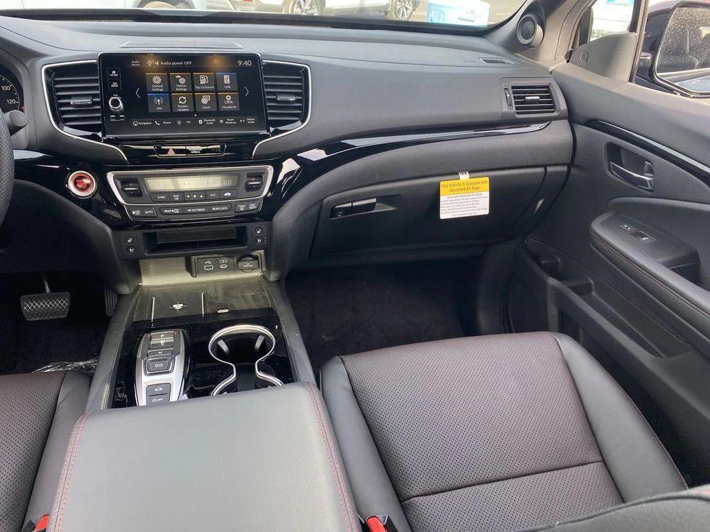 new 2025 Honda Ridgeline car, priced at $45,224