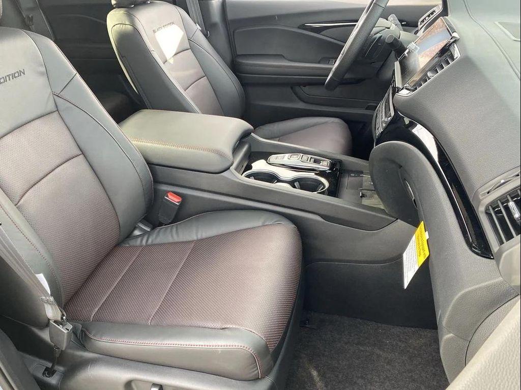 new 2025 Honda Ridgeline car, priced at $45,224
