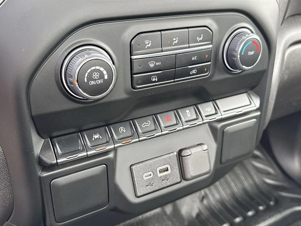 used 2024 Chevrolet Silverado 1500 car, priced at $26,998