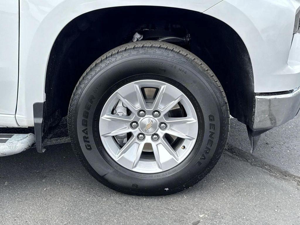used 2024 Chevrolet Silverado 1500 car, priced at $26,998