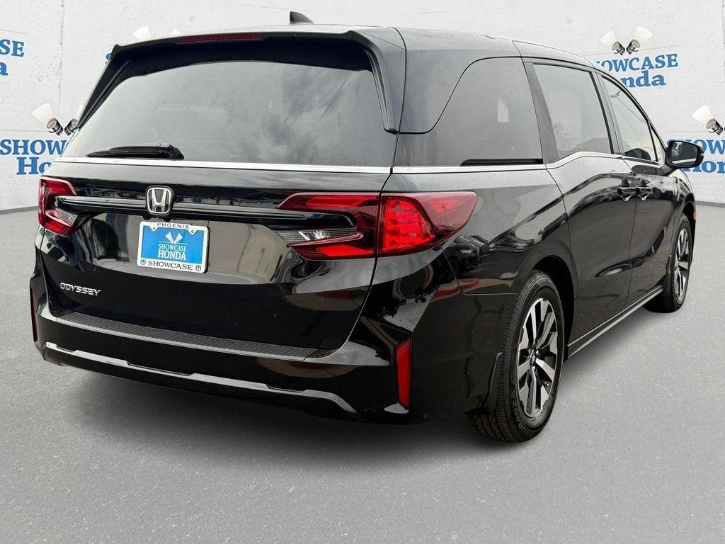 new 2026 Honda Odyssey car, priced at $44,290