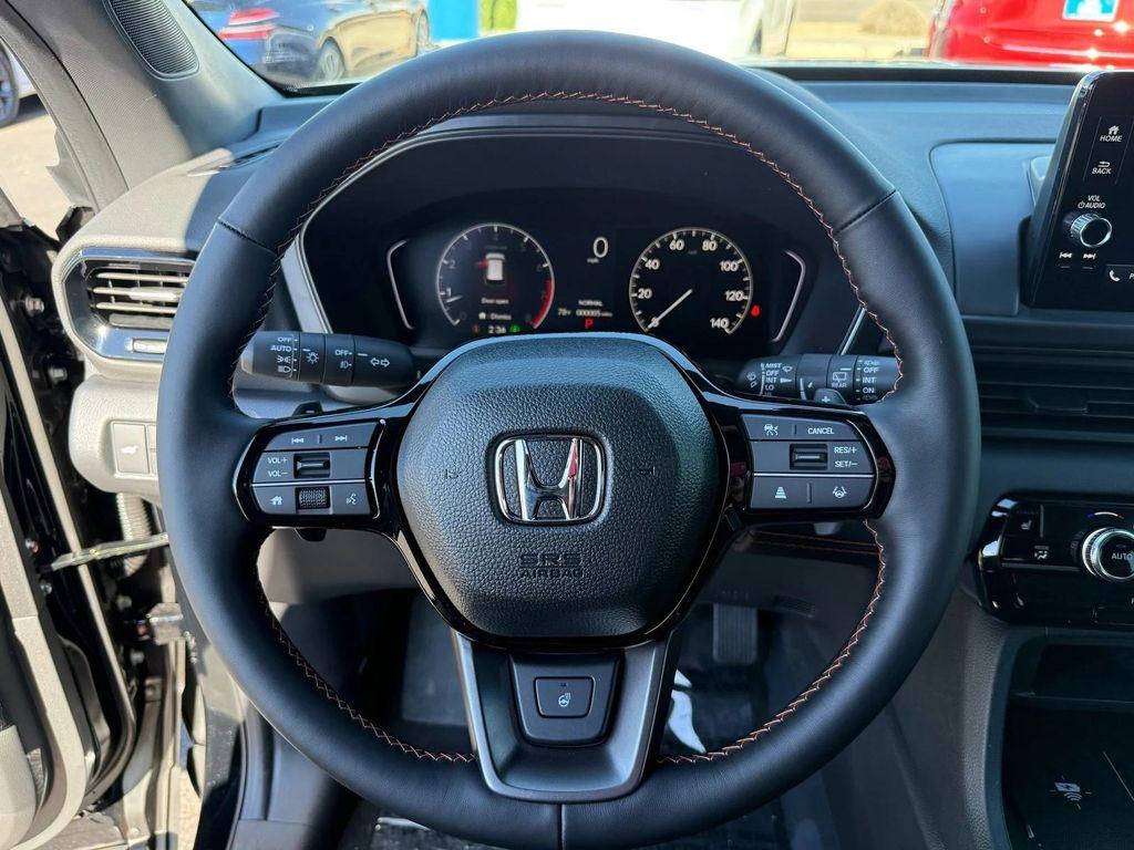 new 2025 Honda Pilot car, priced at $48,667