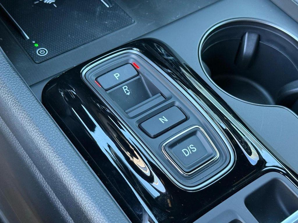 new 2025 Honda Pilot car, priced at $48,667