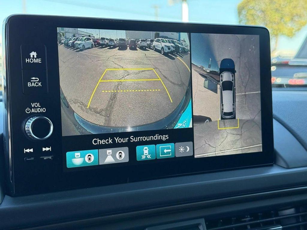 new 2025 Honda Pilot car, priced at $48,667